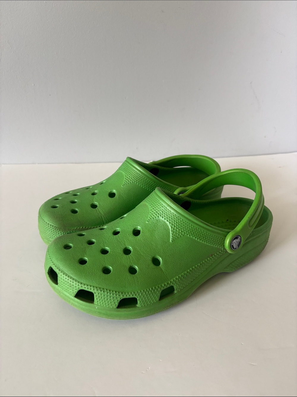 Crocs Classic Clog Foam Slip-On Sandals Green Women 8 / Men 6